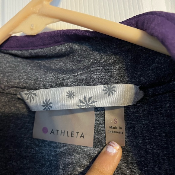 Athleta Prevail Zip Ruffle Running Jacket Purple Size S - Picture 4 of 5